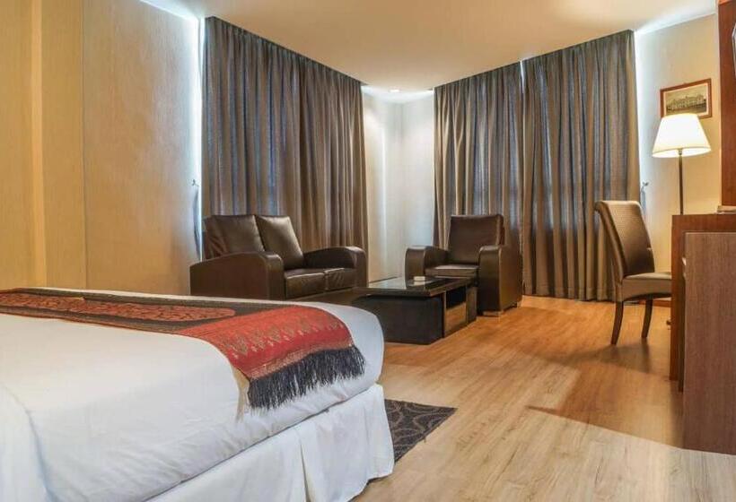 فندق Pen Mutiara