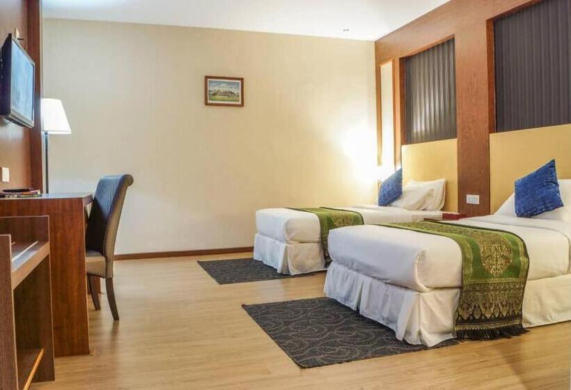 فندق Pen Mutiara