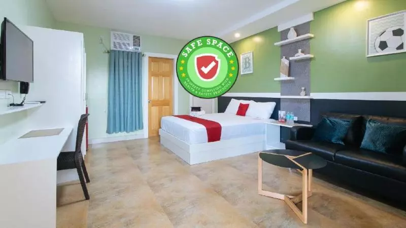 ホテル Reddoorz Plus Near Lapasan Plaza Cagayan De Oro