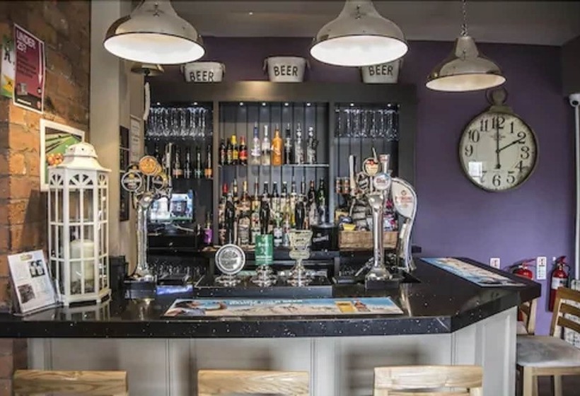 酒店 The Salwey Arms