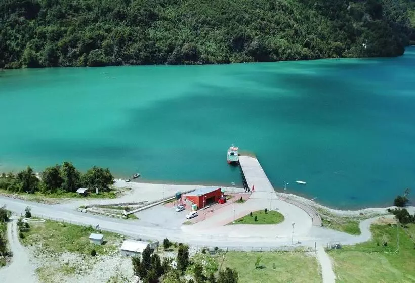 ユースホステル Base Puelo