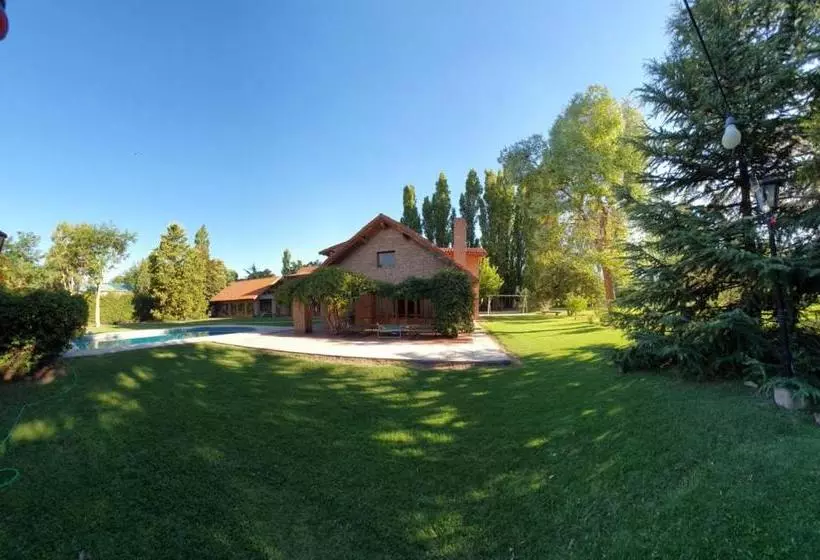 Hotelli La Bignonia Posada