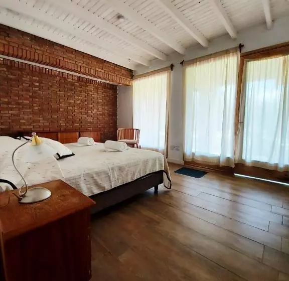 Hotelli La Bignonia Posada