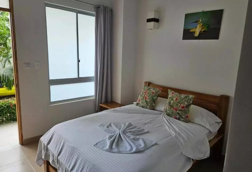 ホテル La Ensenada Necocli