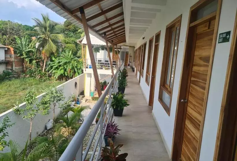 ホテル La Ensenada Necocli