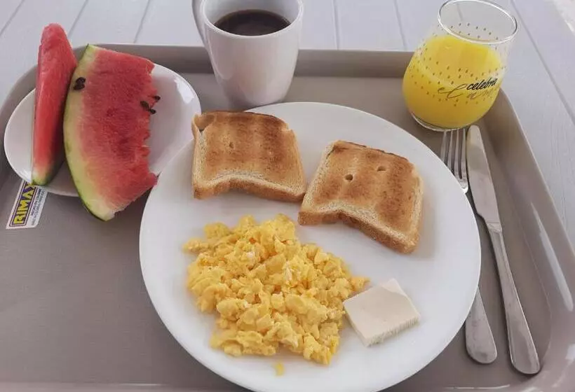 ホテル La Ensenada Necocli