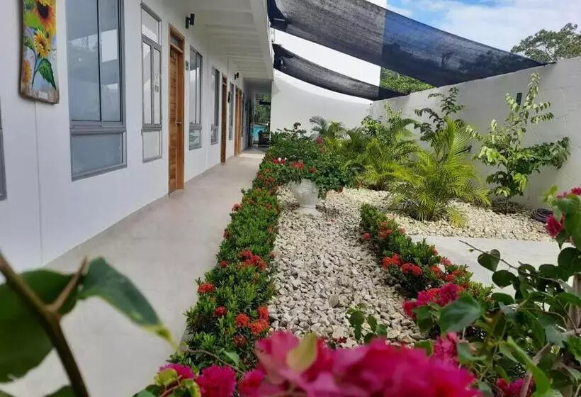 ホテル La Ensenada Necocli