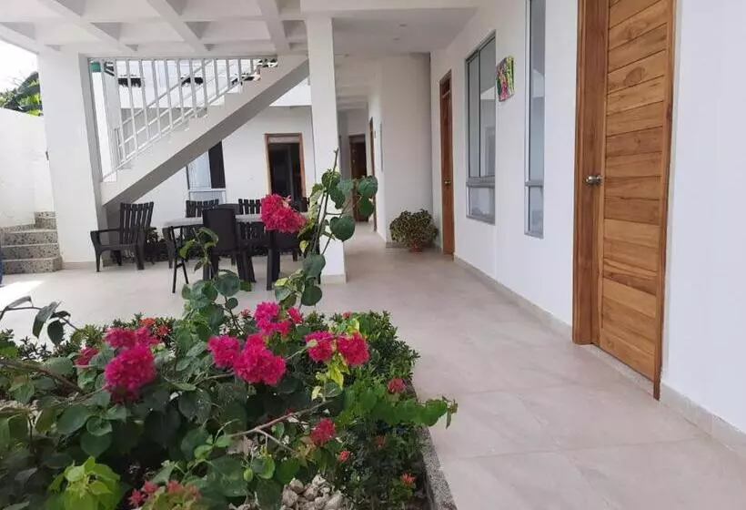 ホテル La Ensenada Necocli