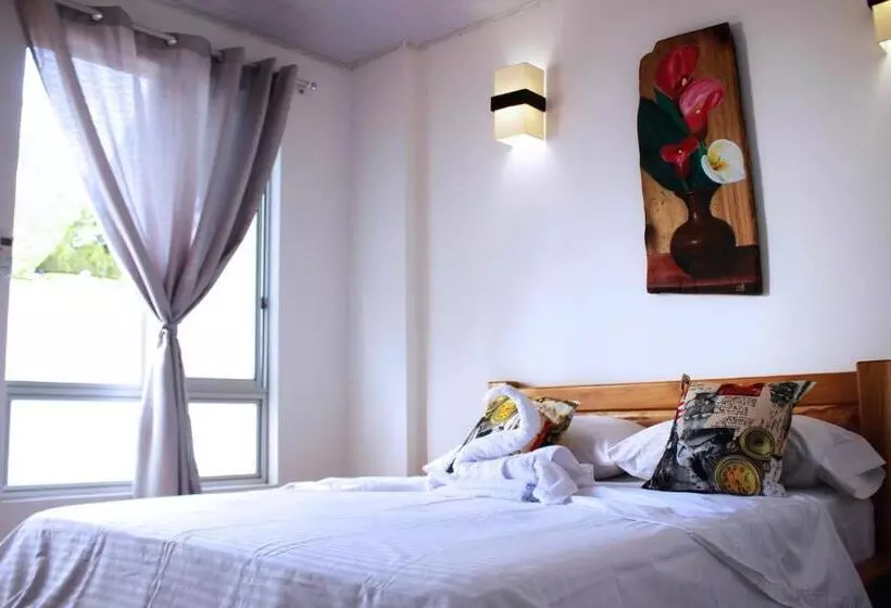 ホテル La Ensenada Necocli