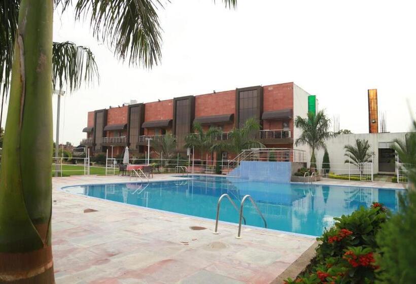 هتل Sukhdeo Palace