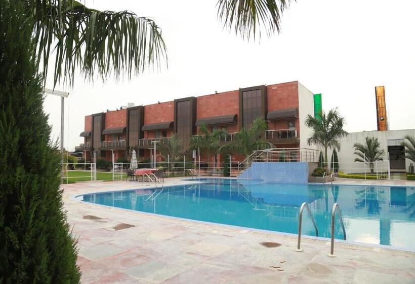 هتل Sukhdeo Palace