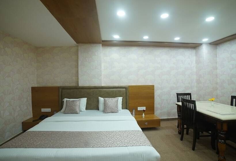 בית מלון כפרי The Sheesham Tree