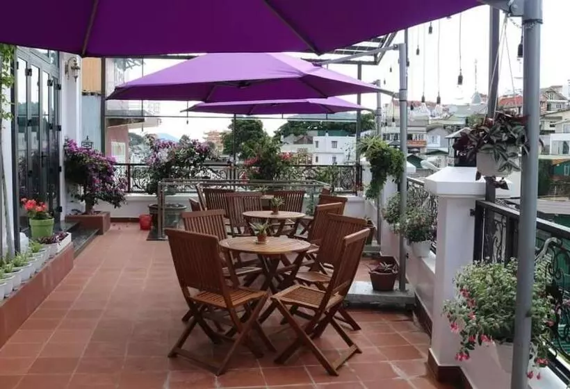 پانسیون Marguerite Villa