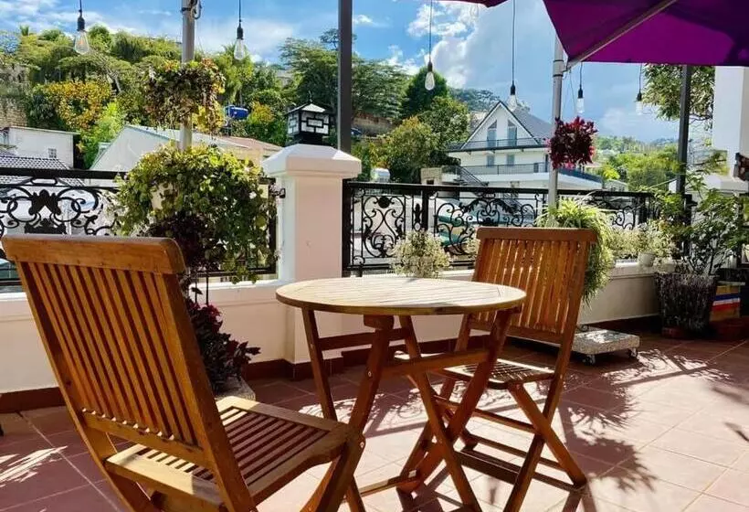 پانسیون Marguerite Villa