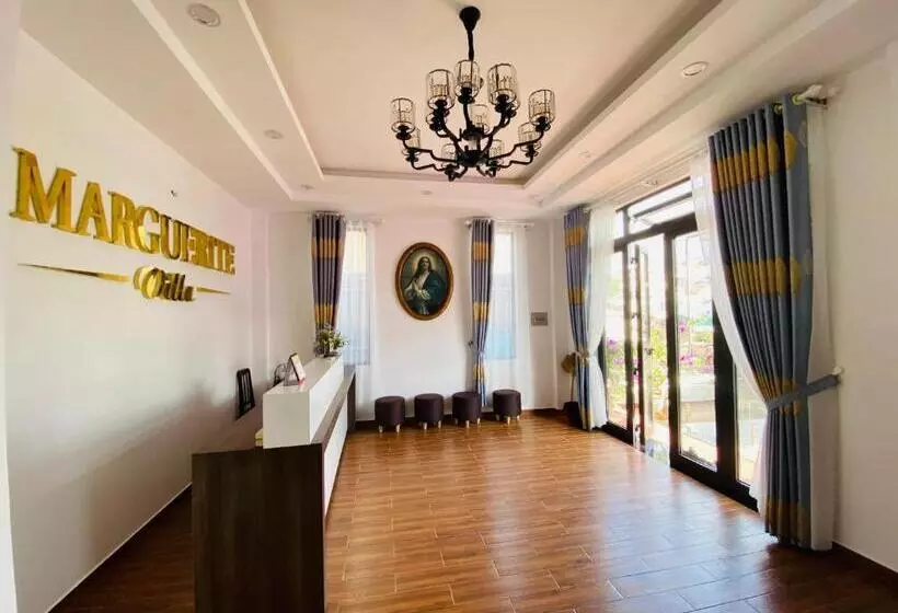 پانسیون Marguerite Villa