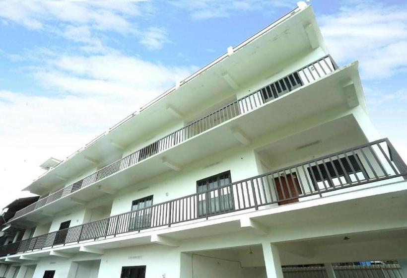 Majatalo Oyo 77920 Heavenly Wayanad