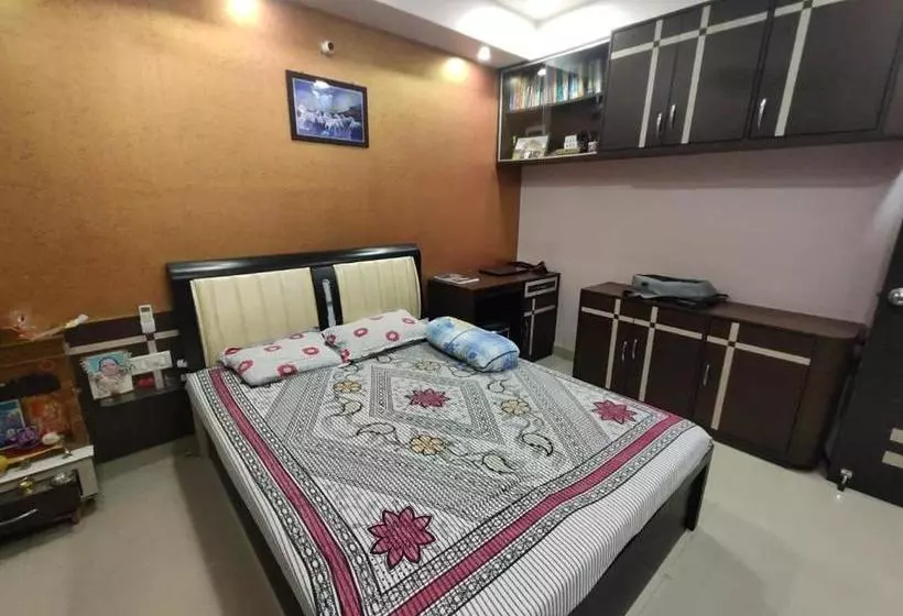 ペンション Urban Village Guest House Couple Friendly