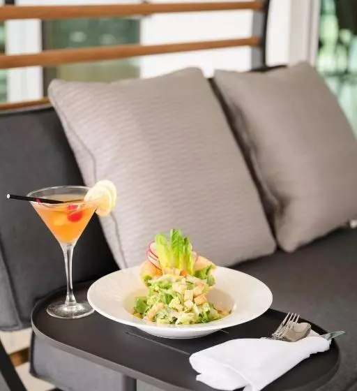 Ac Hotel By Marriott Fort Lauderdale Airport