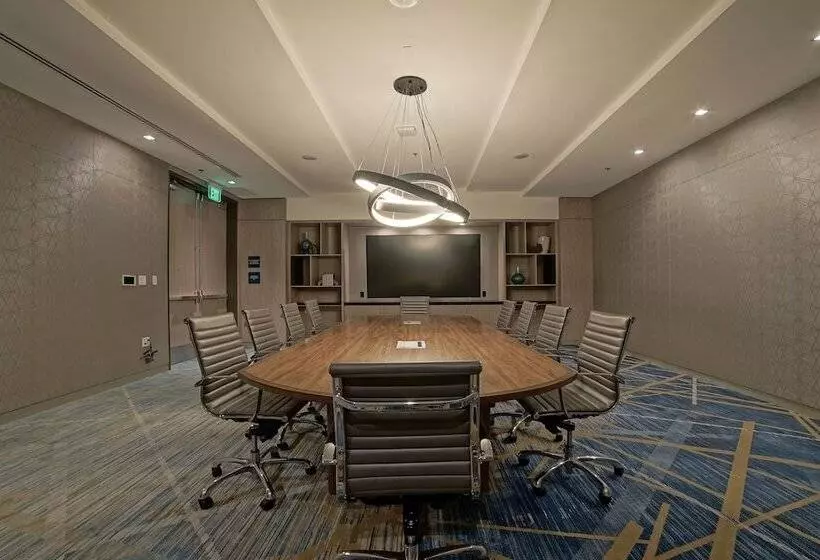 Ac Hotel By Marriott Fort Lauderdale Airport