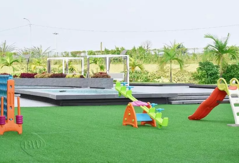 هتل Best Western Plus Soaho Douala Airport