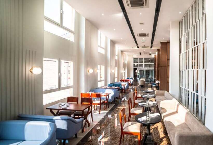 Отель Best Western Plus Soaho Douala Airport