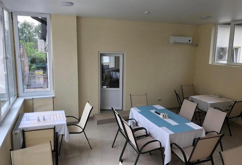 فندق Bloom отель