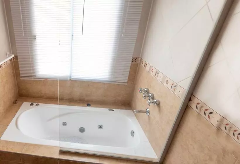 ホテル Cuesta De Miranda