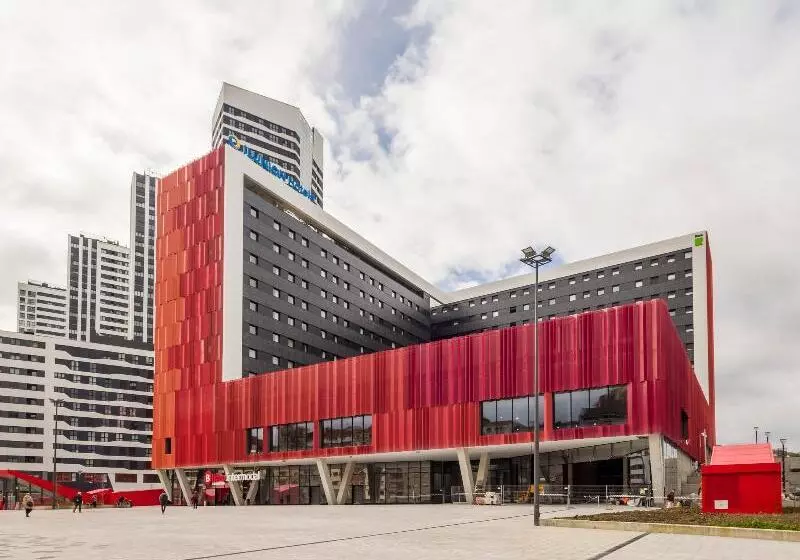 ホテル Ilunion San Mames