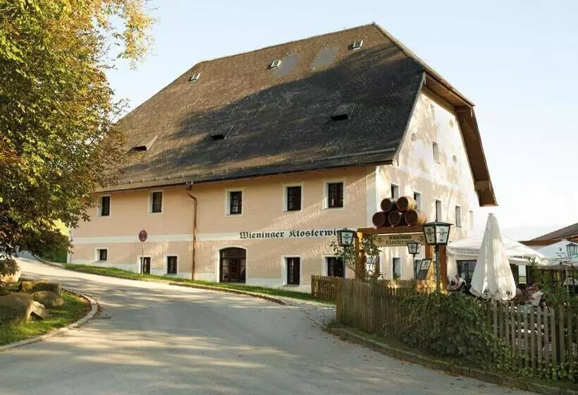 Hotelli Klosterwirt Höglwörth