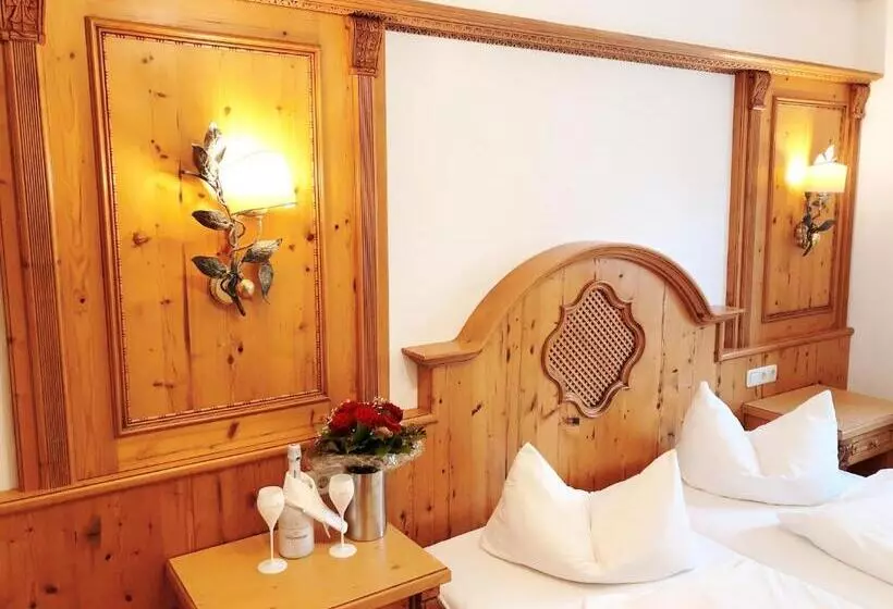 Hotelli Klosterwirt Höglwörth