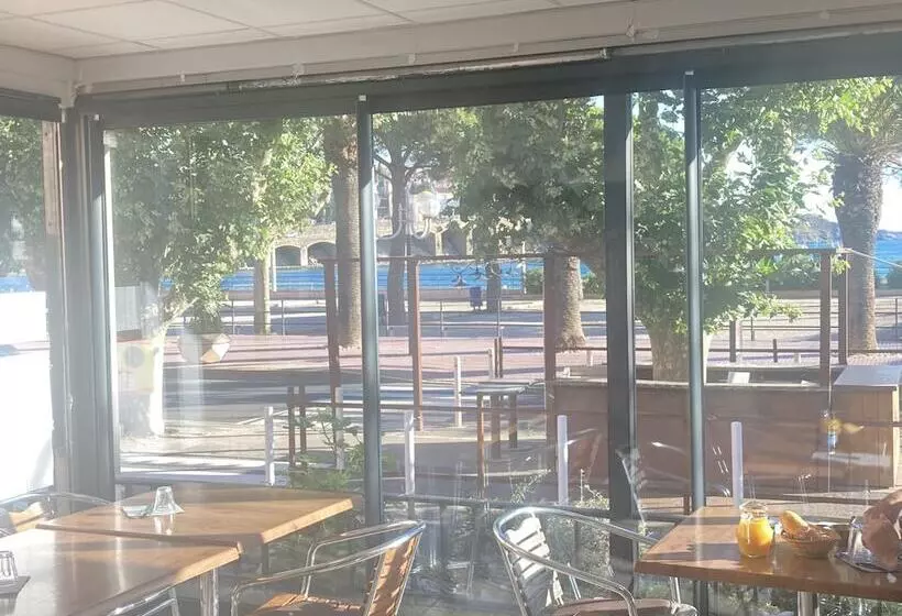 Hotelli Les Pecheurs