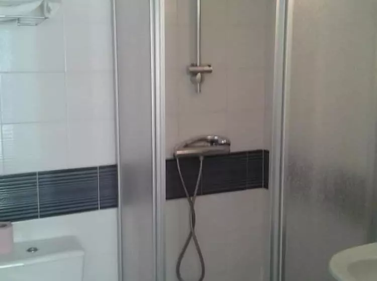 Hotelli Les Pecheurs