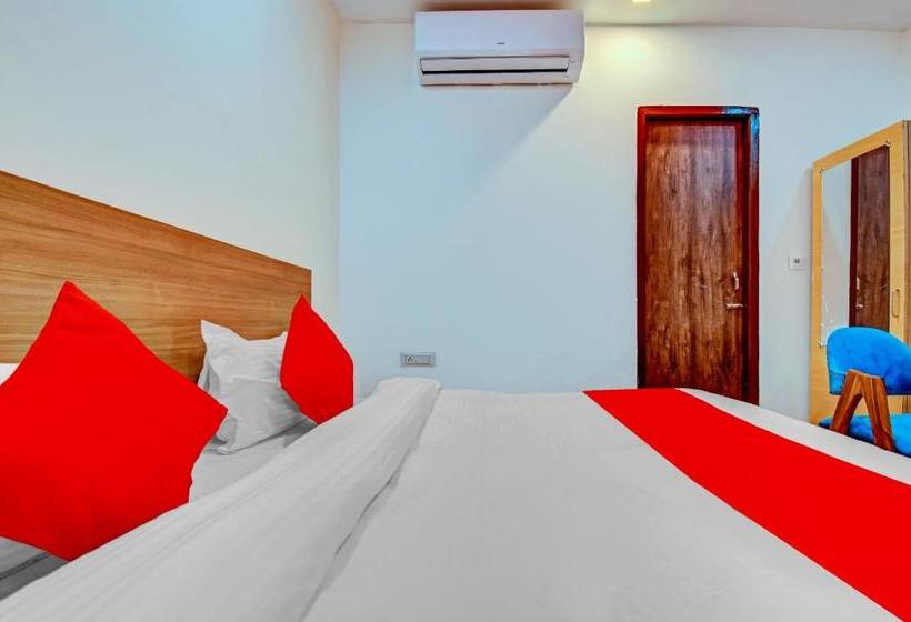 בית מלון כפרי Oyo 77653  Le Majestic