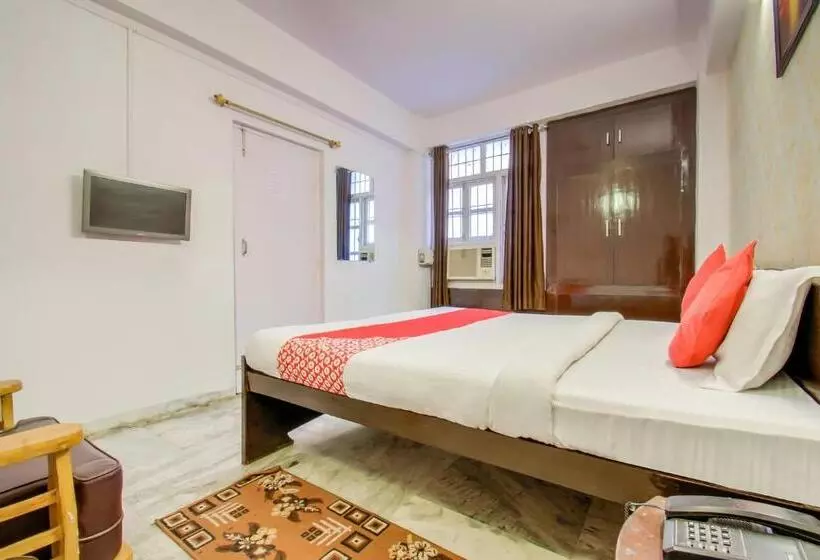 Hotel O Kamini