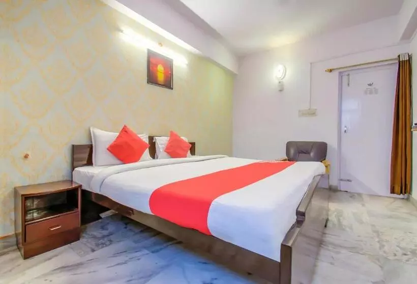 Hotel O Kamini
