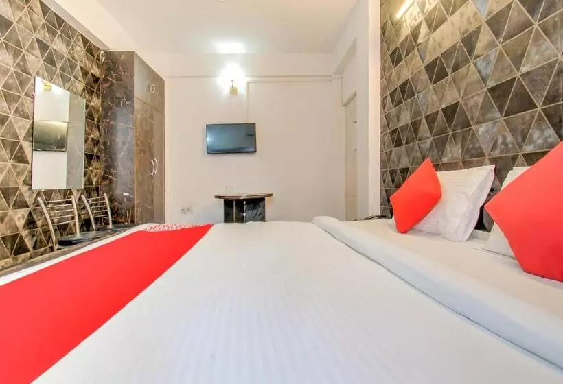 Hotel O Kamini
