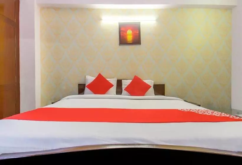 Hotel O Kamini