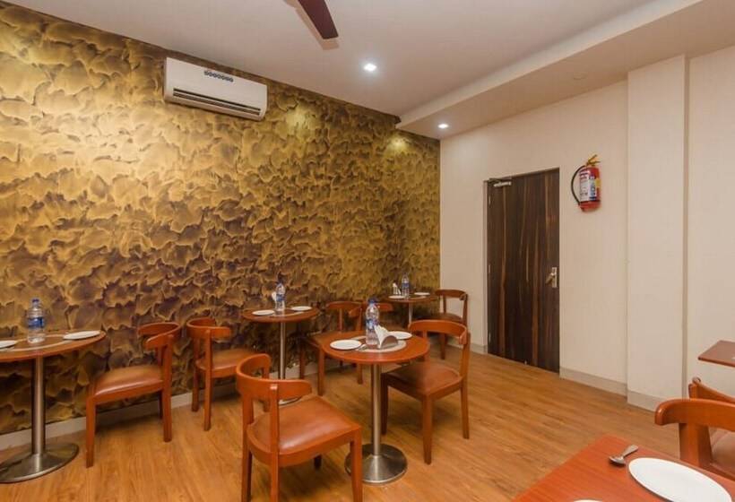 בית מלון כפרי Seven Hills Inn