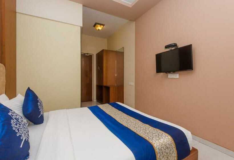 בית מלון כפרי Seven Hills Inn