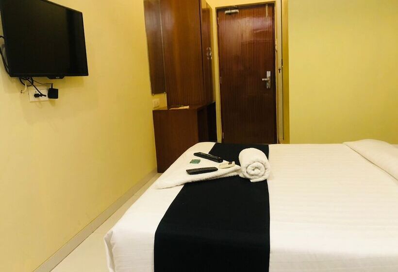 בית מלון כפרי Seven Hills Inn