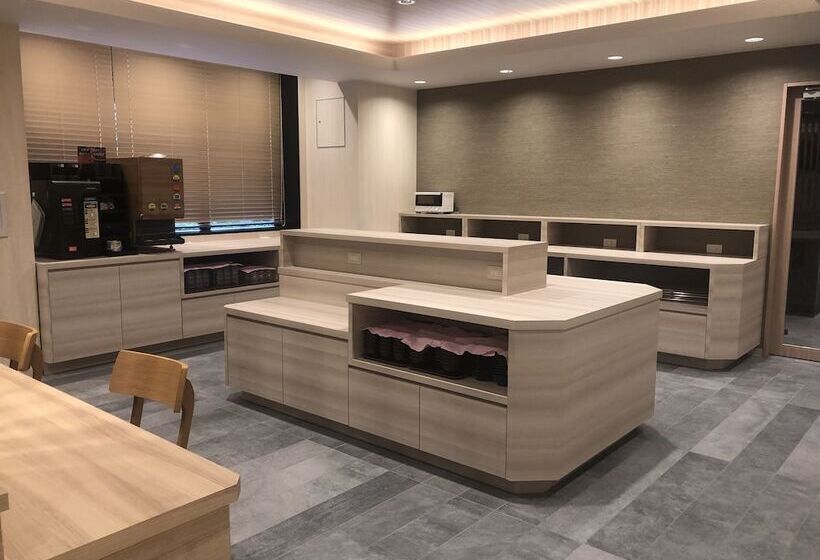 Smile Hotel Osaka Nakanoshima