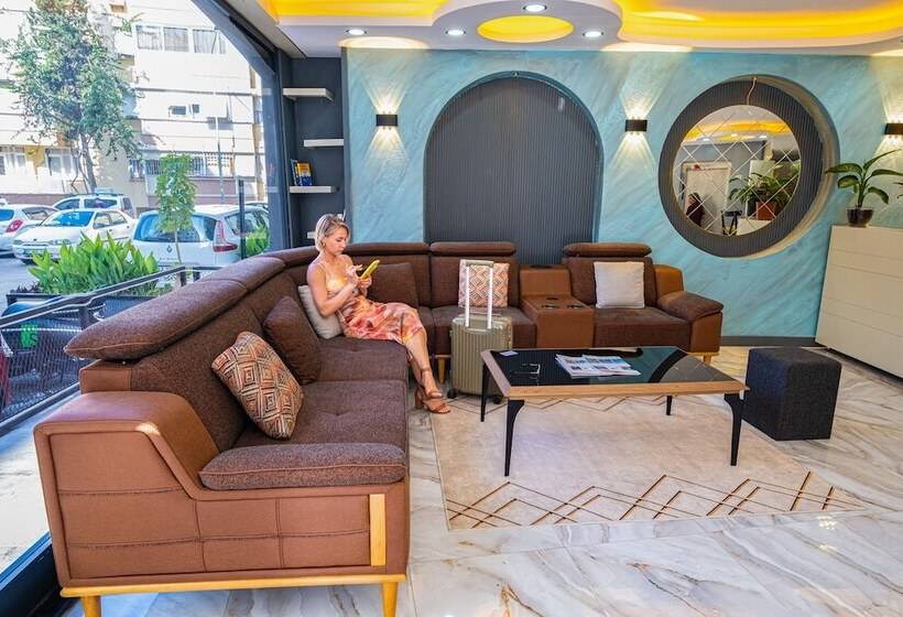 Blue Marina Hotel & Spa