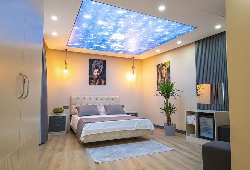 Blue Marina Hotel & Spa