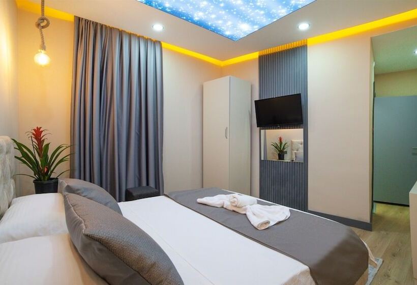 Blue Marina Hotel & Spa