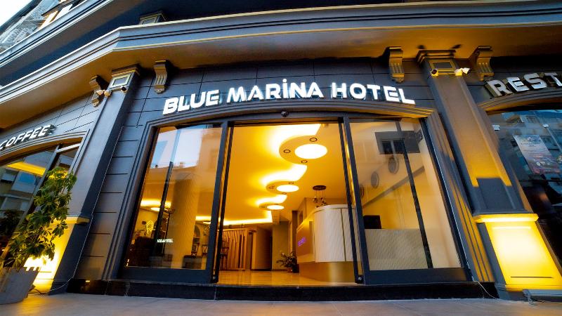 Blue Marina Hotel & Spa