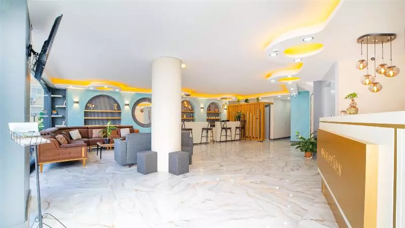Blue Marina Hotel & Spa