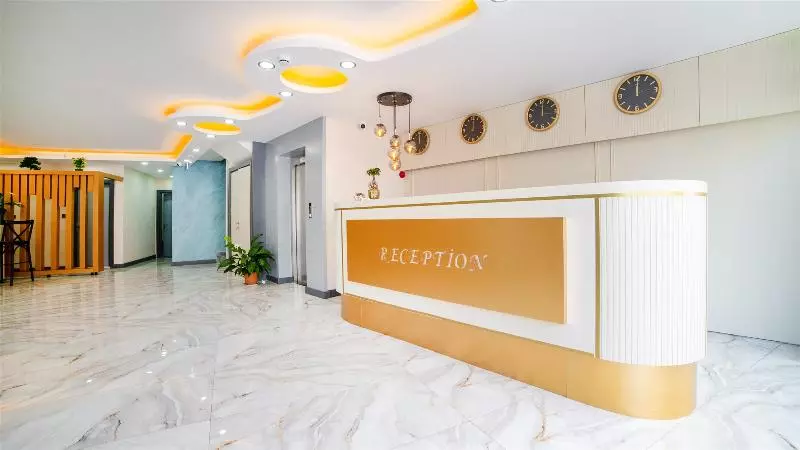 Blue Marina Hotel & Spa