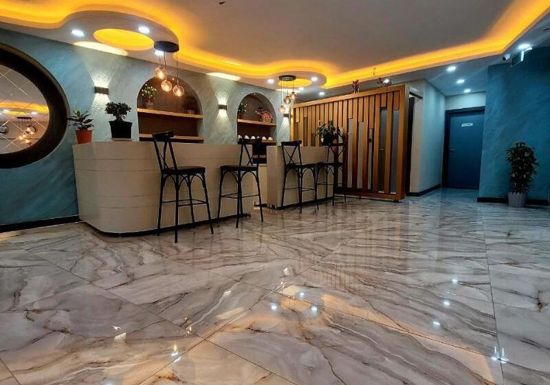 Blue Marina Hotel & Spa