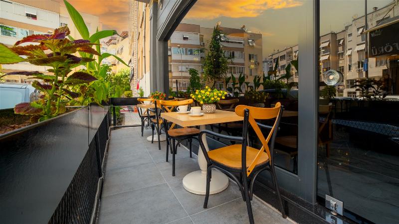 Blue Marina Hotel & Spa