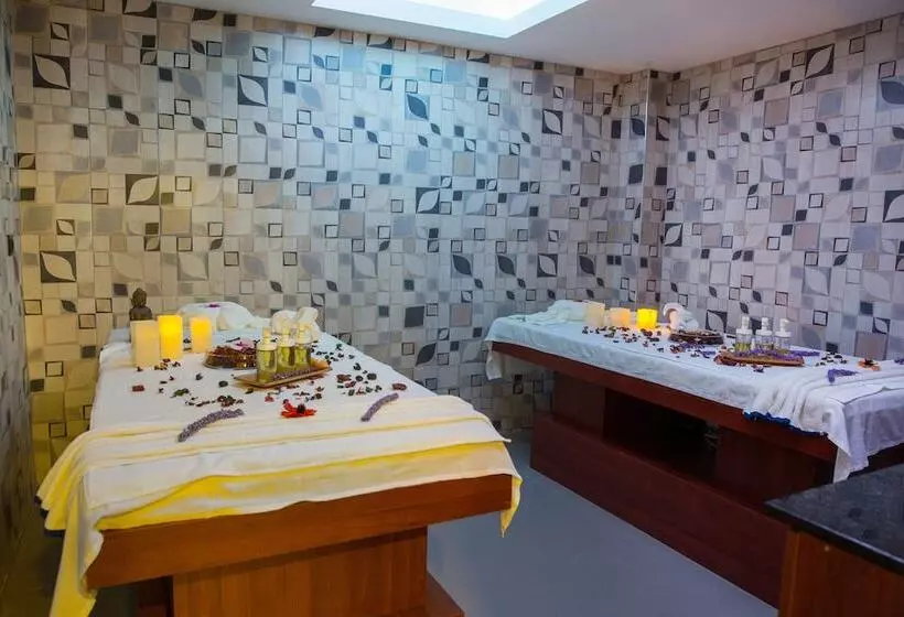 ホテル Bfc Spa & Sport